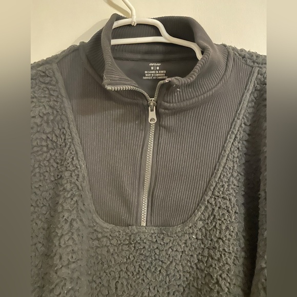 Aerie Sherpa Quarter Zip - Picture 3 of 4